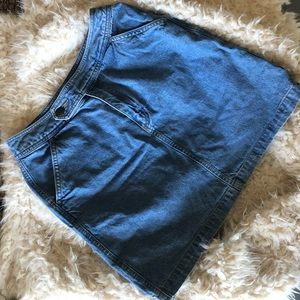 🌸 5 for $50 - Liz Claiborne Denim Skirt